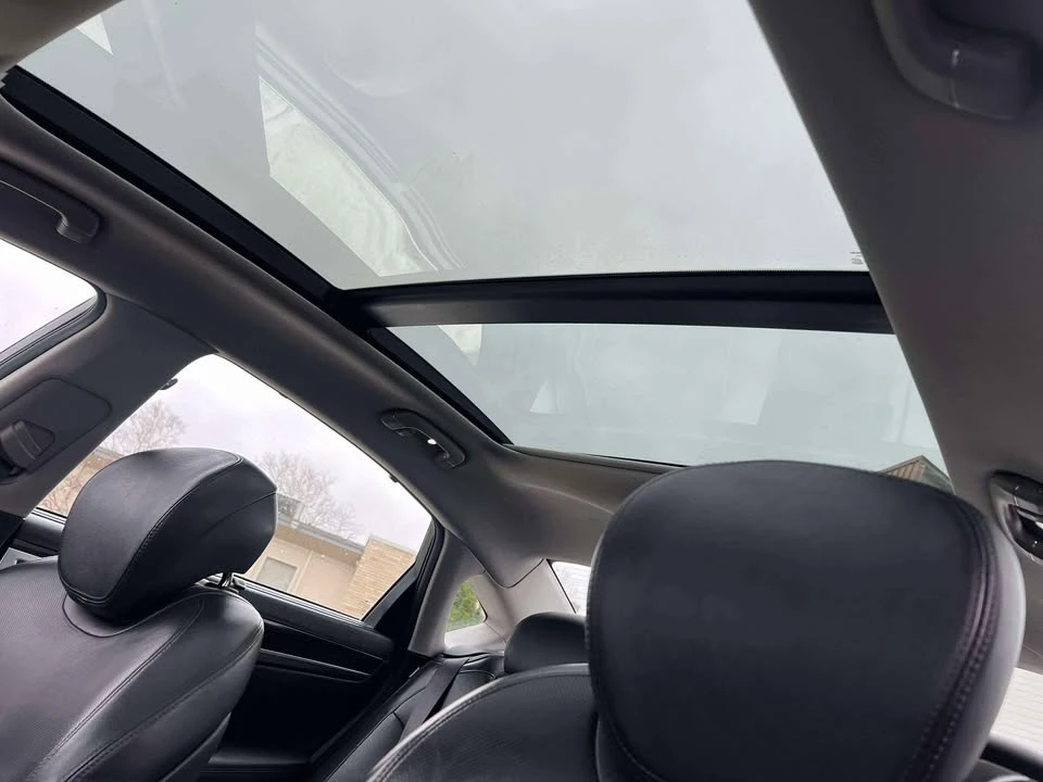 2016 Hyundai Genesis - Image 14 of 20