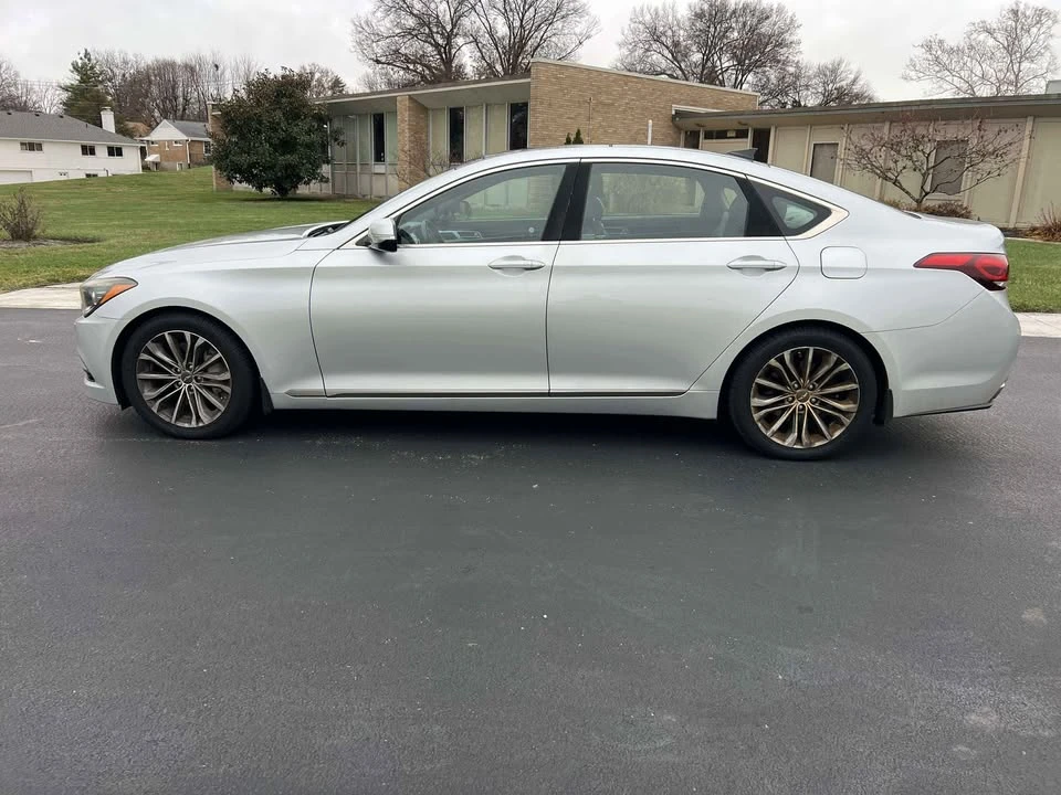 2016 Hyundai Genesis - Image 7 of 20