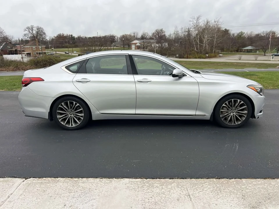2016 Hyundai Genesis - Image 6 of 20