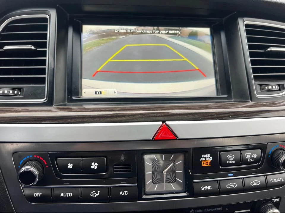 2016 Hyundai Genesis - Image 19 of 19