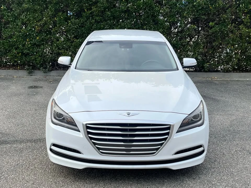2016 Hyundai Genesis - Image 8 of 20