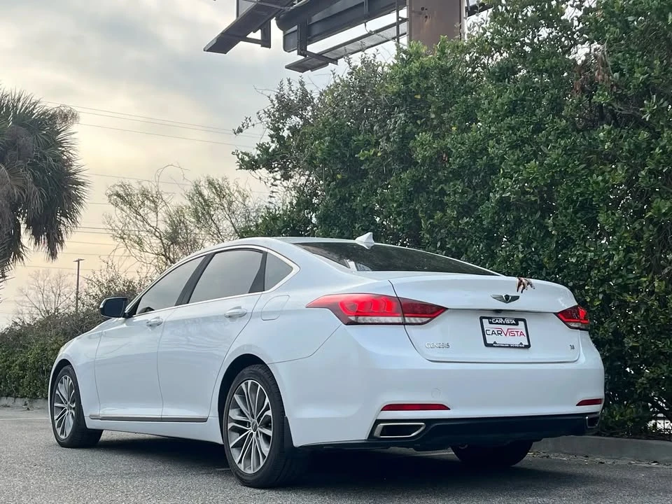 2016 Hyundai Genesis - Image 7 of 20