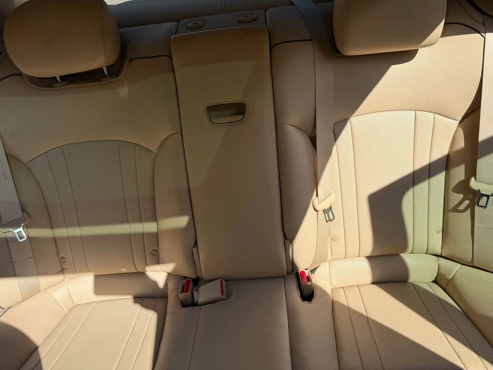 2016 Hyundai Genesis - Image 19 of 20
