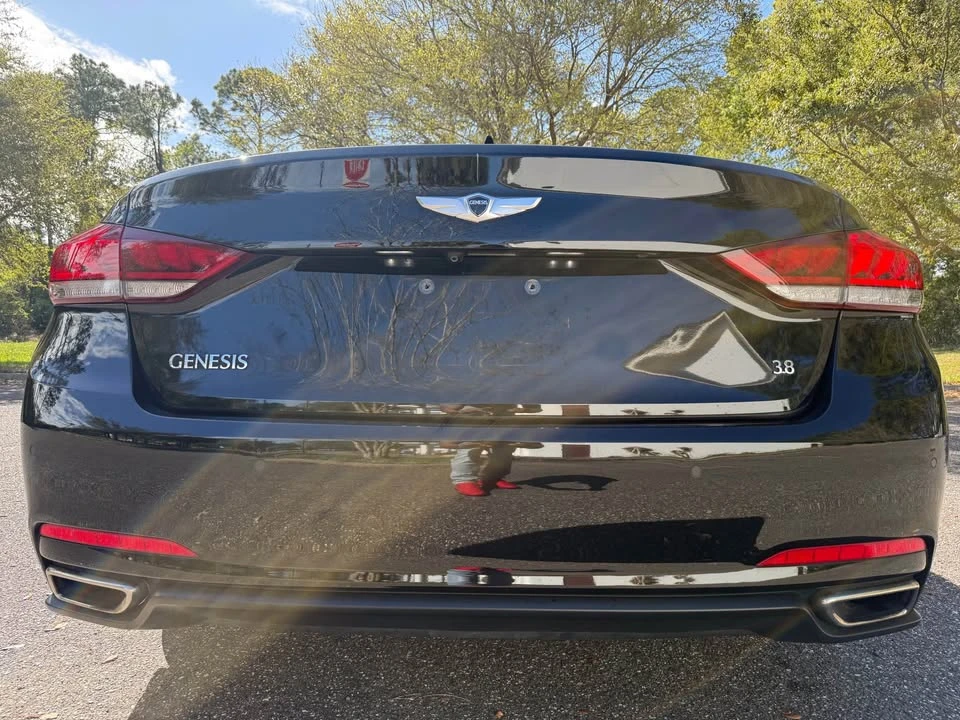 2016 Hyundai Genesis - Image 6 of 20