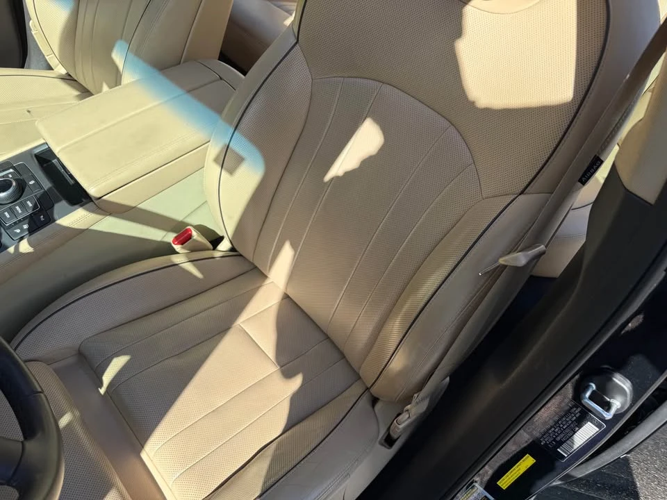 2016 Hyundai Genesis - Image 16 of 20