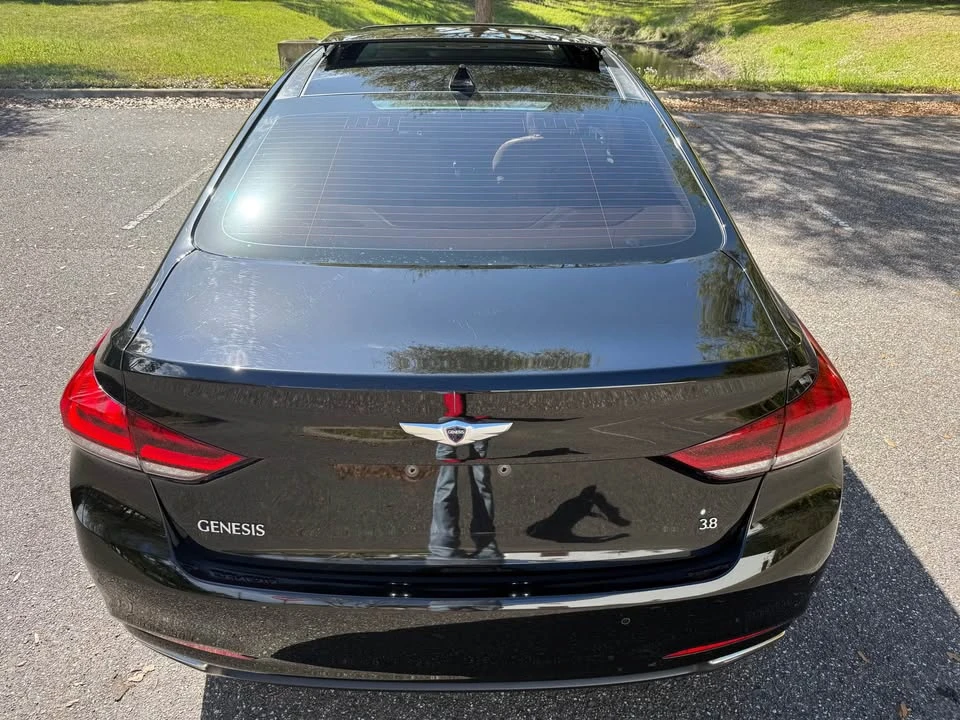 2016 Hyundai Genesis - Image 7 of 20
