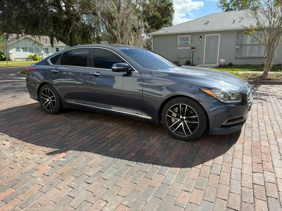 2016 Hyundai Genesis - Image 5 of 20