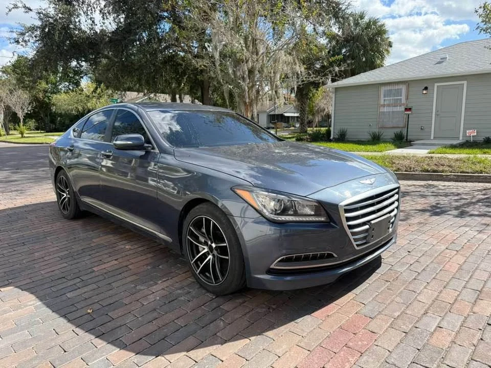 2016 Hyundai Genesis - Image 10 of 20