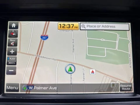 2016 Hyundai Genesis - Image 10 of 17