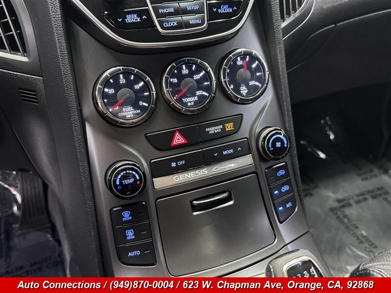 2016 Hyundai Genesis - Image 15 of 20