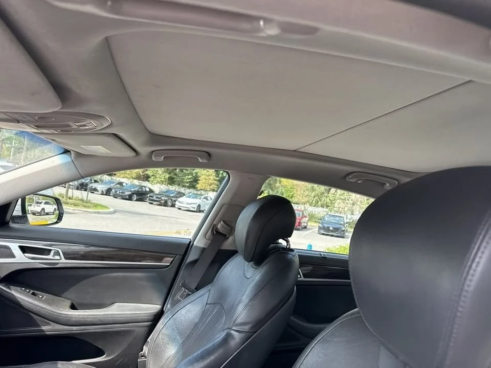 2016 Hyundai Genesis - Image 10 of 10