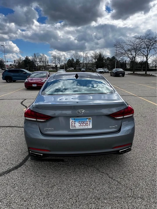 2016 Hyundai Genesis - Image 4 of 20