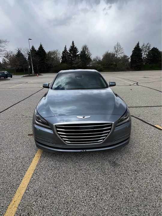 2016 Hyundai Genesis - Image 8 of 20