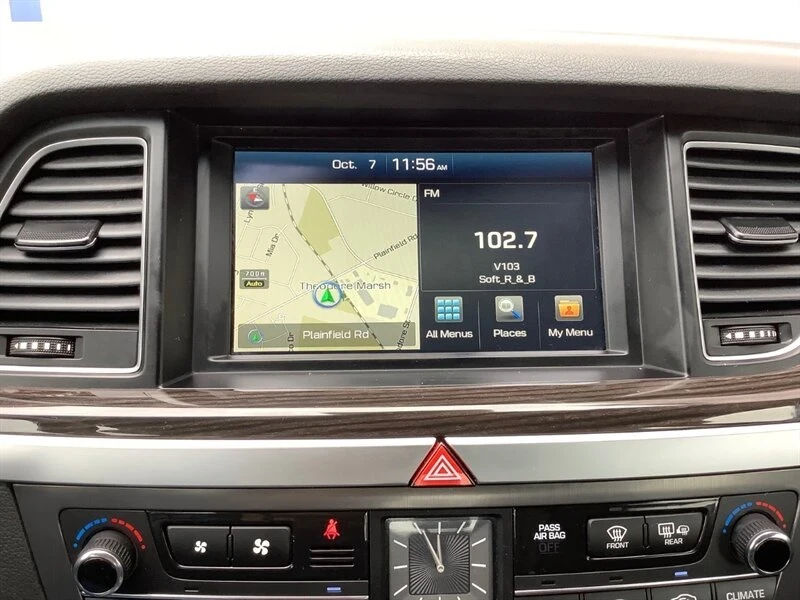 2016 Hyundai Genesis - Image 19 of 20