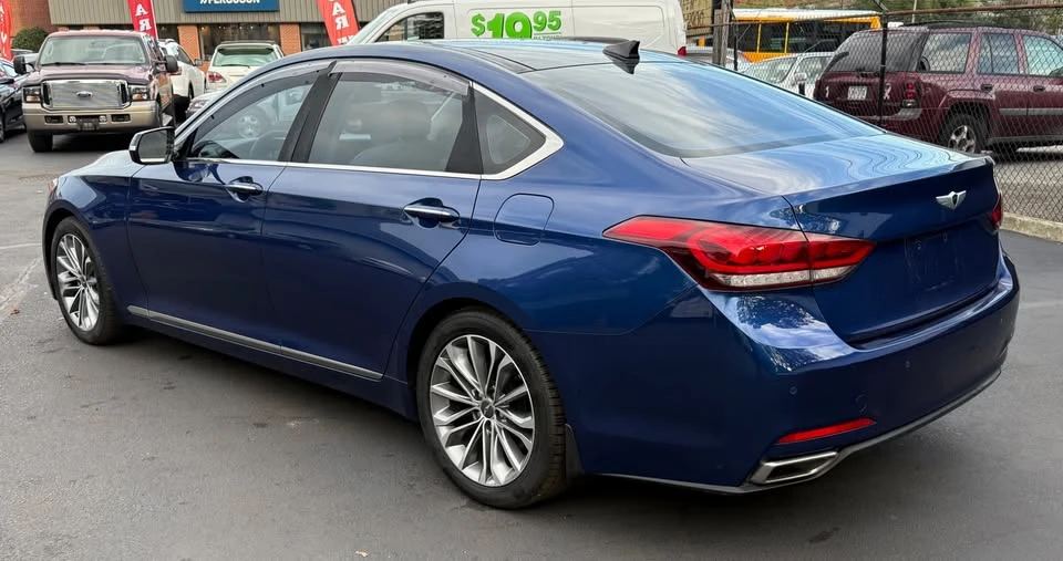 2016 Hyundai Genesis - Image 3 of 13