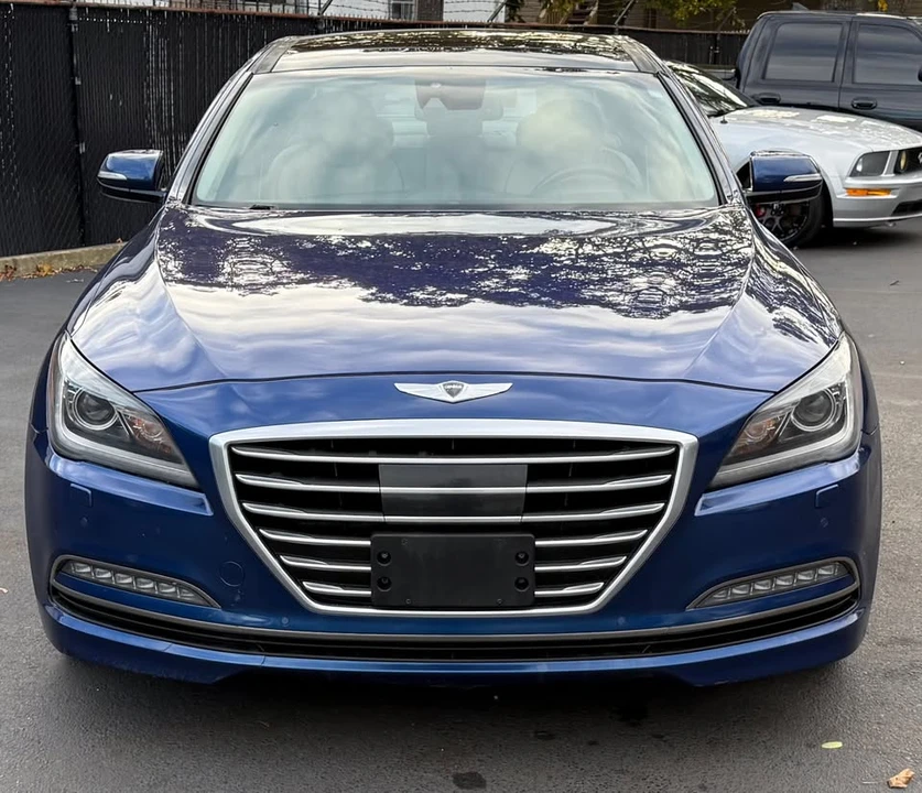 2016 Hyundai Genesis - Image 9 of 13