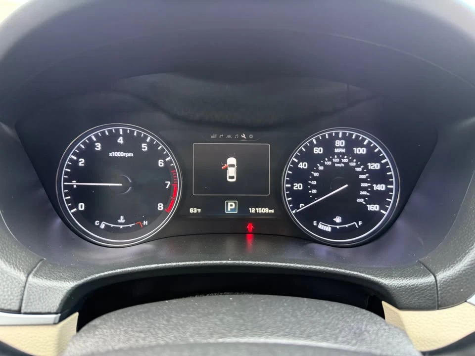 2016 Hyundai Genesis - Image 11 of 13
