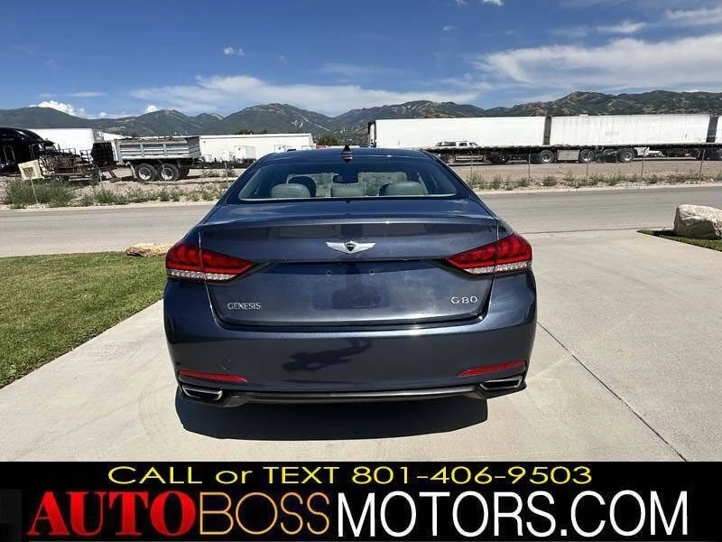 2016 Hyundai Genesis - Image 13 of 14