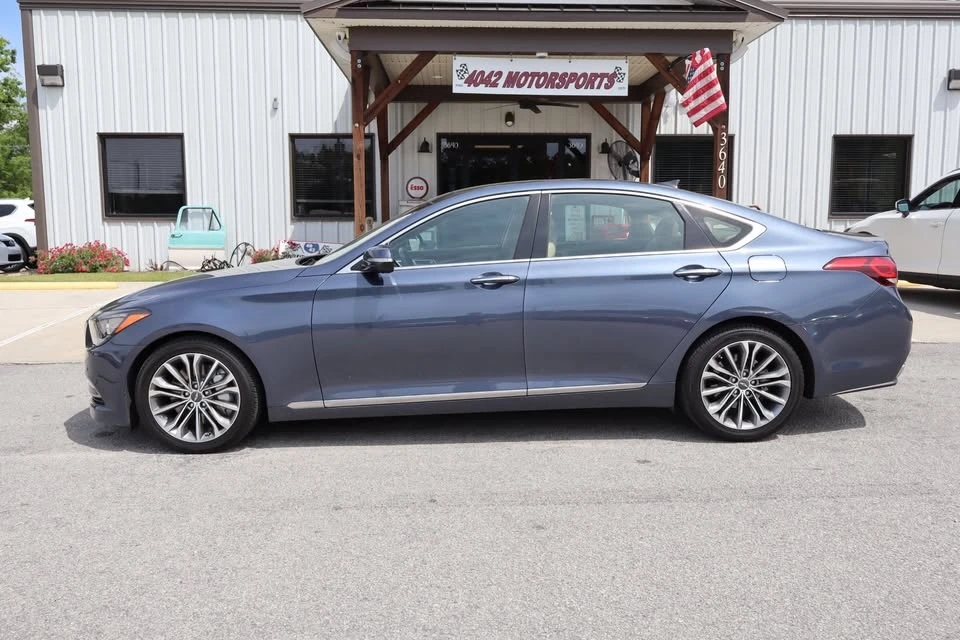 2016 Hyundai Genesis - Image 5 of 20