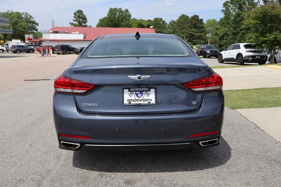2016 Hyundai Genesis - Image 6 of 20