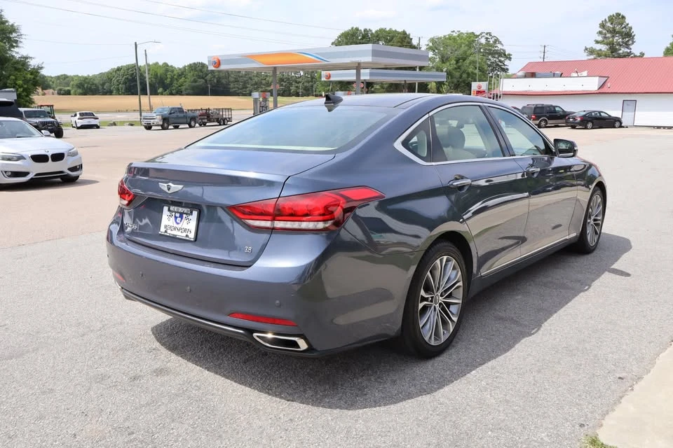 2016 Hyundai Genesis - Image 7 of 20