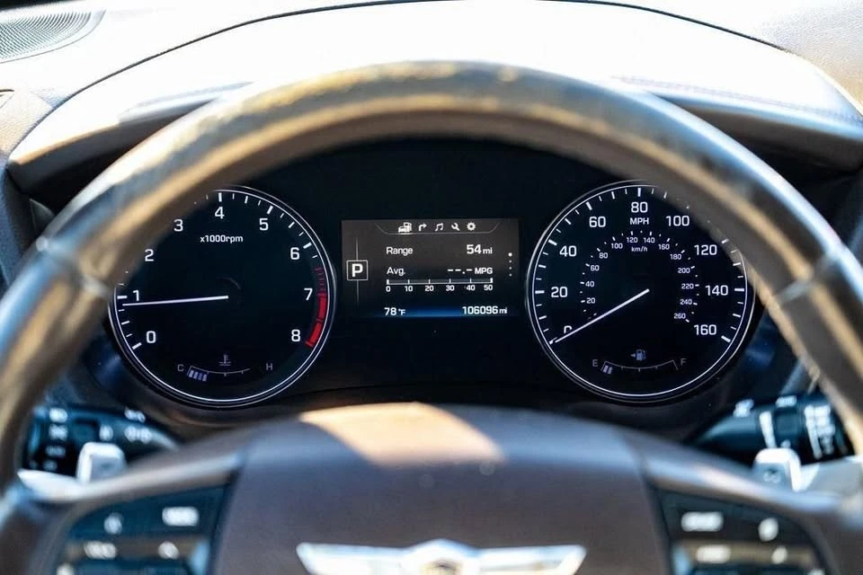 2016 Hyundai Genesis - Image 14 of 19