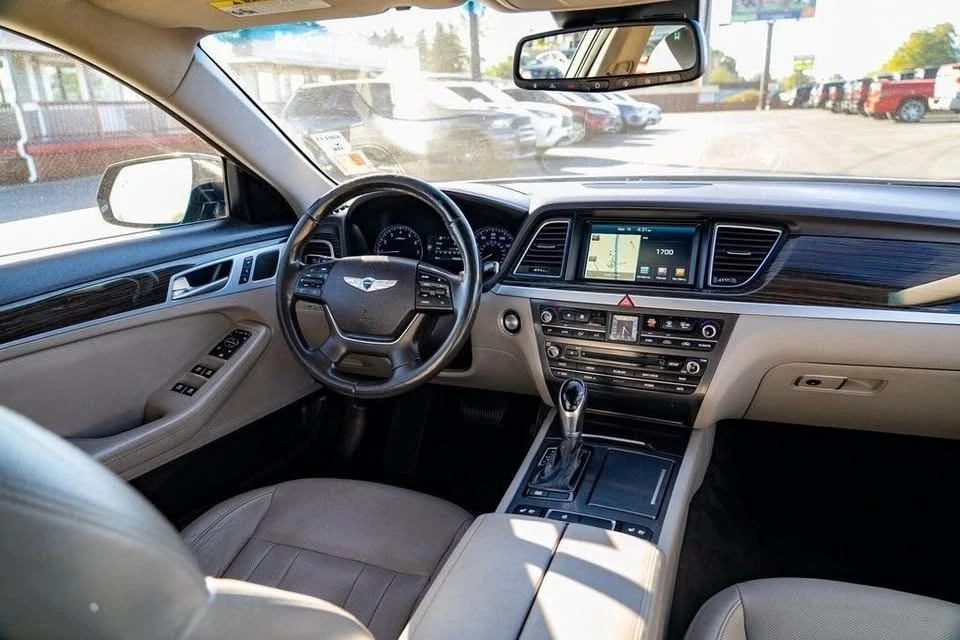 2016 Hyundai Genesis - Image 19 of 19