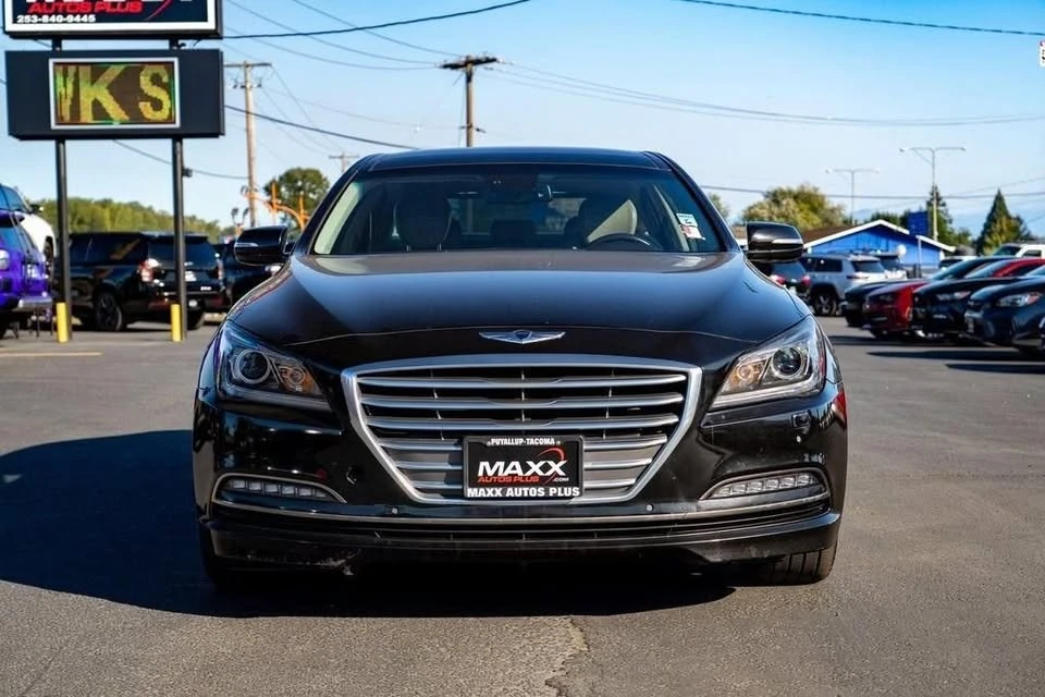 2016 Hyundai Genesis - Image 2 of 19