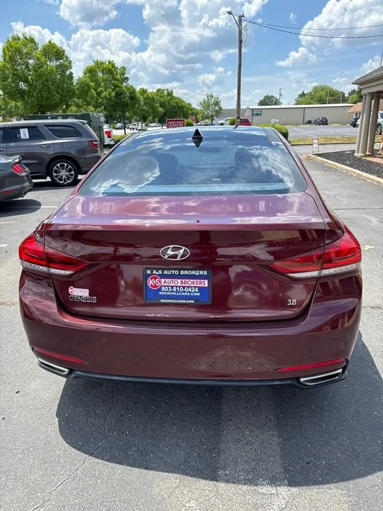 2016 Hyundai Genesis - Image 4 of 18