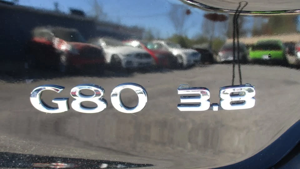 2016 Hyundai Genesis - Image 7 of 18