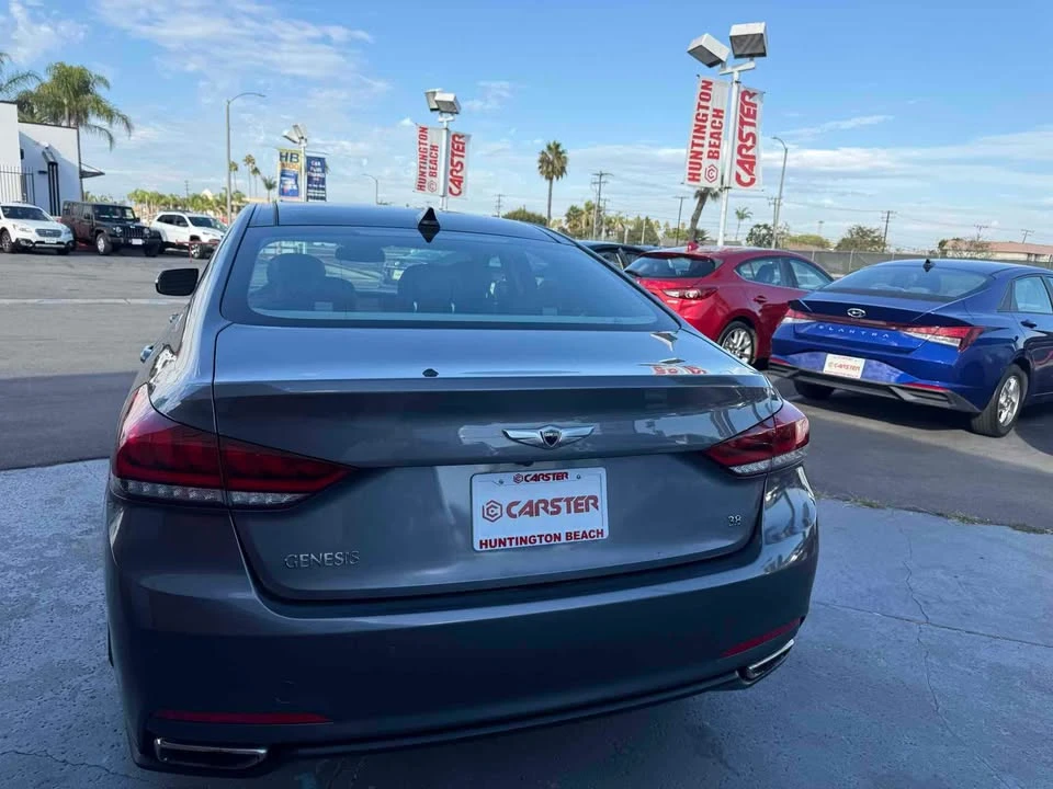 2016 Hyundai Genesis - Image 15 of 20