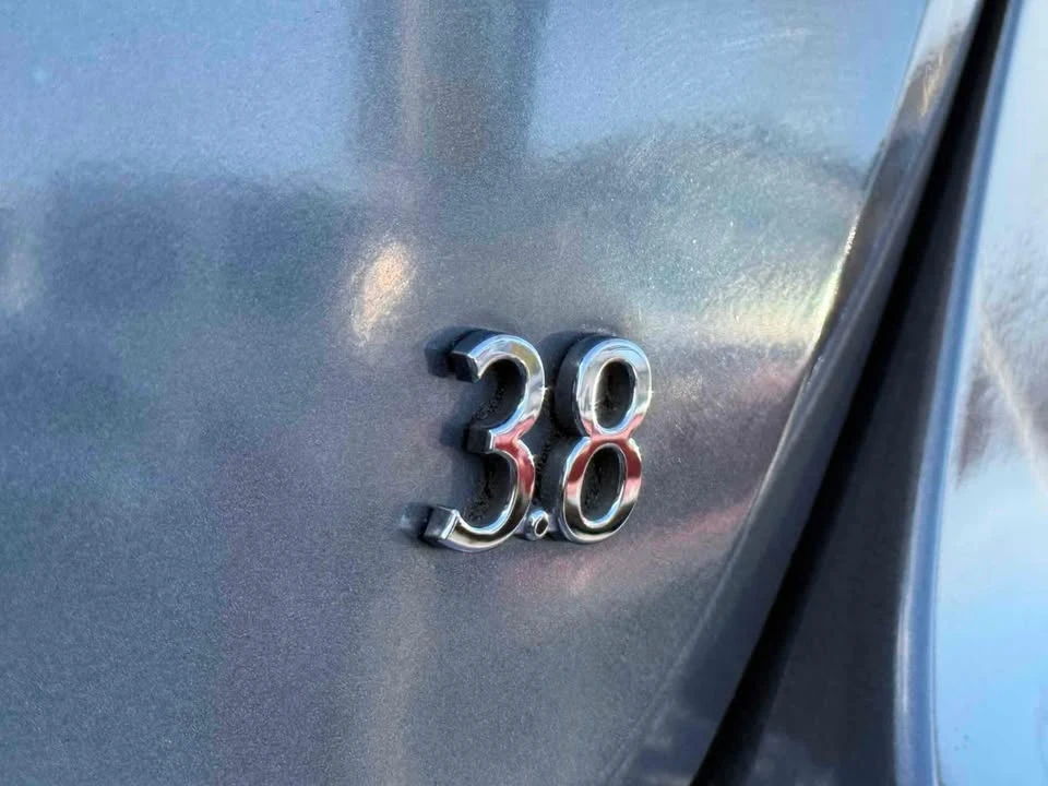 2016 Hyundai Genesis - Image 5 of 20