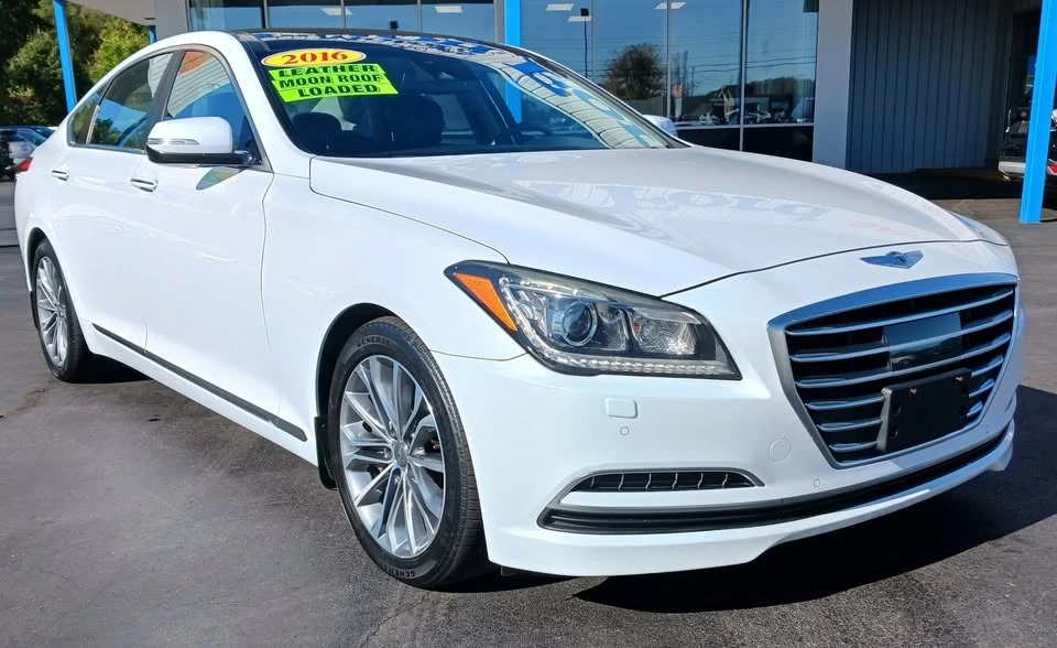 2016 Hyundai Genesis - Image 6 of 19