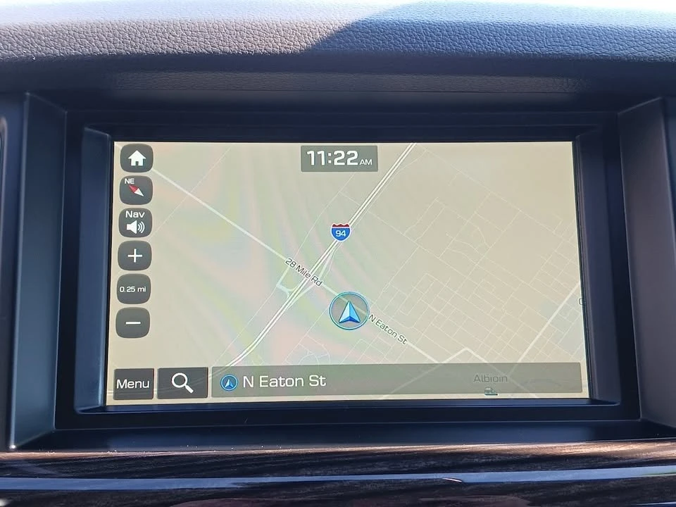 2016 Hyundai Genesis - Image 15 of 19