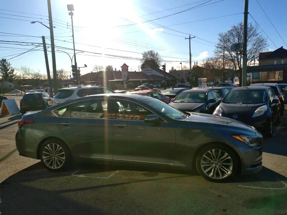 2016 Hyundai Genesis - Image 4 of 19