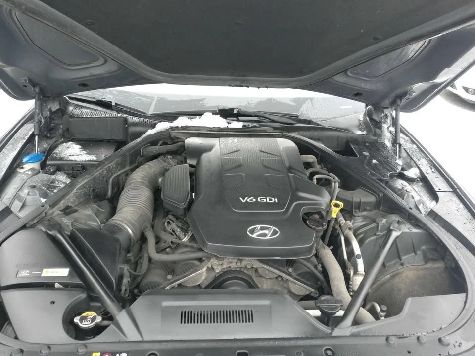 2016 Hyundai Genesis - Image 16 of 16