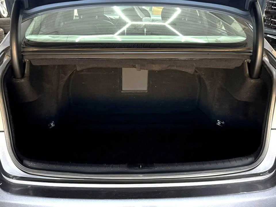 2016 Hyundai Genesis - Image 17 of 17