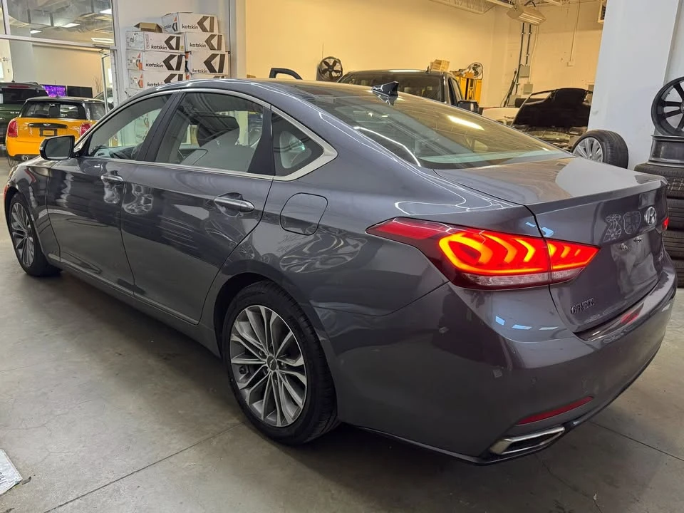 2016 Hyundai Genesis - Image 3 of 17