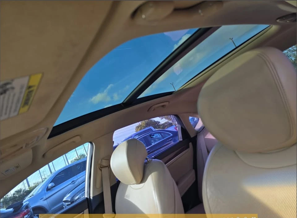 2016 Hyundai Genesis - Image 12 of 15