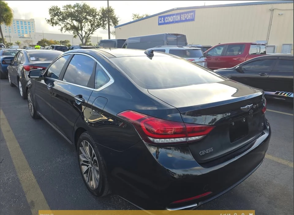 2016 Hyundai Genesis - Image 4 of 15