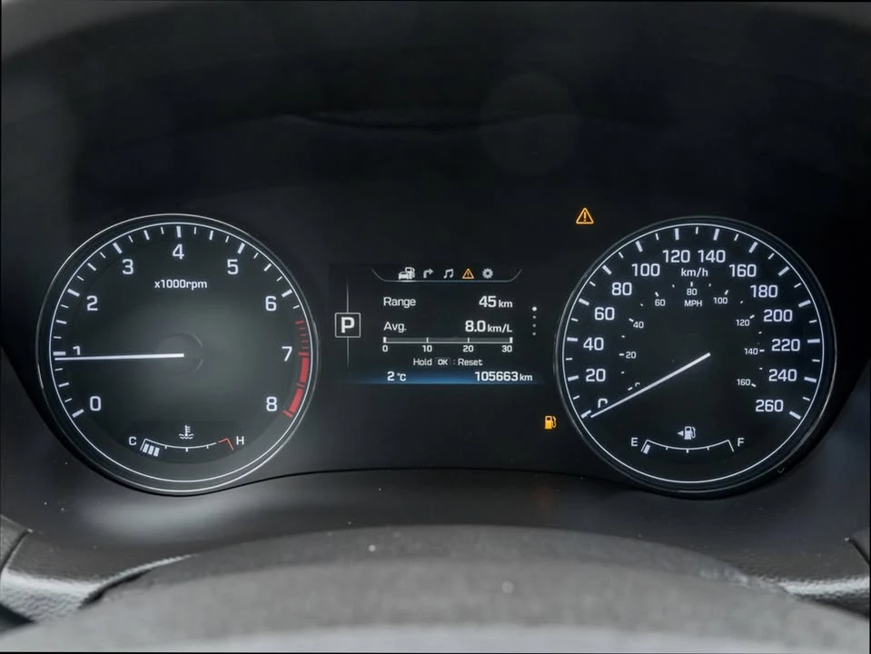 2016 Hyundai Genesis - Image 11 of 19