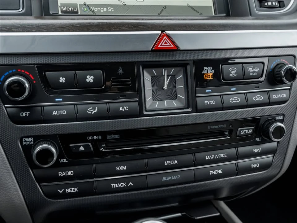 2016 Hyundai Genesis - Image 19 of 19