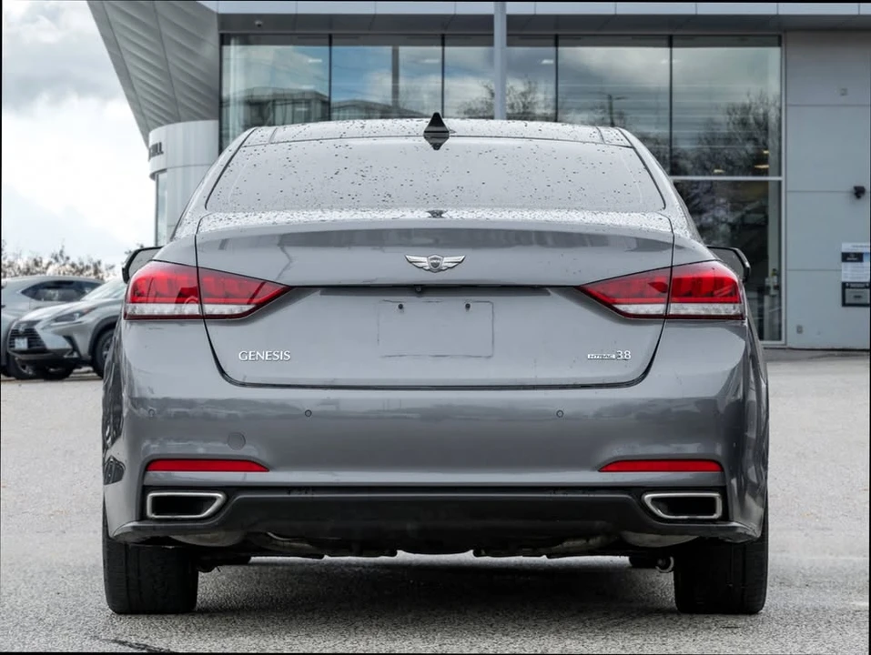 2016 Hyundai Genesis - Image 7 of 19