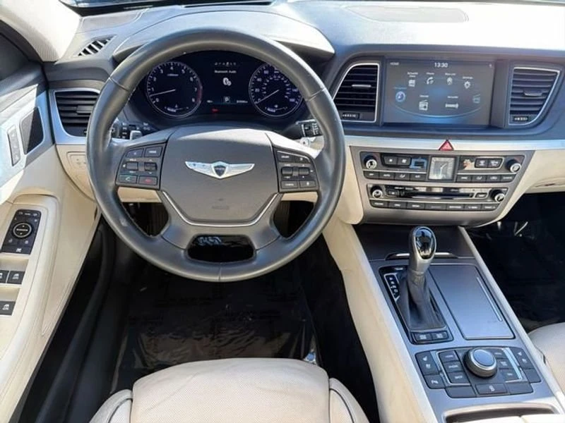 2016 Hyundai Genesis - Image 9 of 19