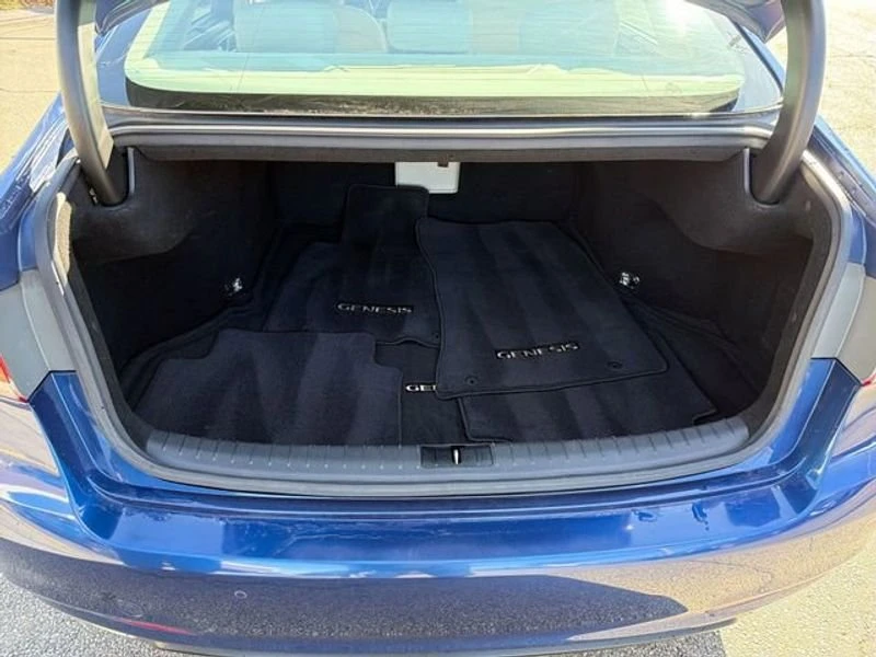 2016 Hyundai Genesis - Image 19 of 19