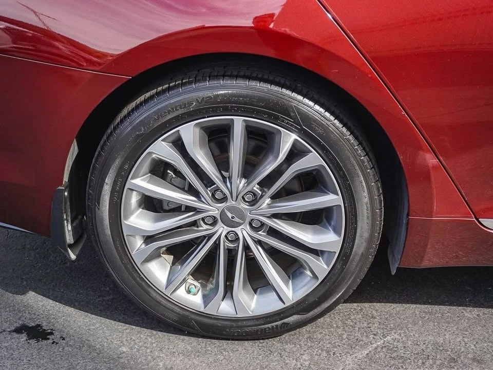 2016 Hyundai Genesis - Image 7 of 14