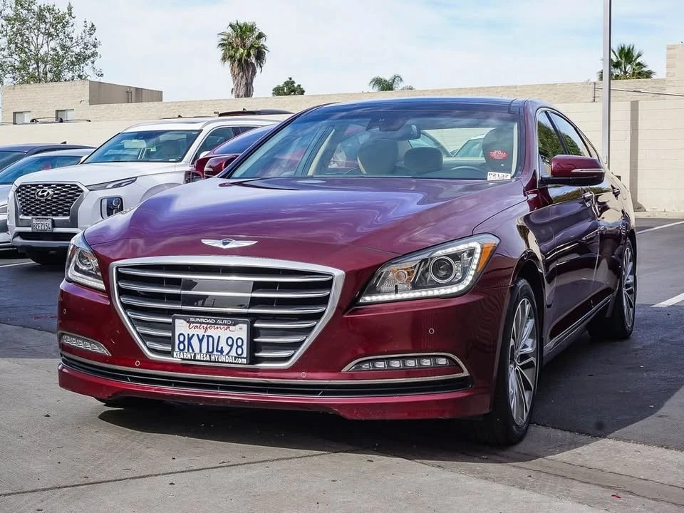2016 Hyundai Genesis - Image 2 of 14