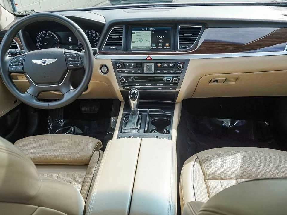 2016 Hyundai Genesis - Image 13 of 14