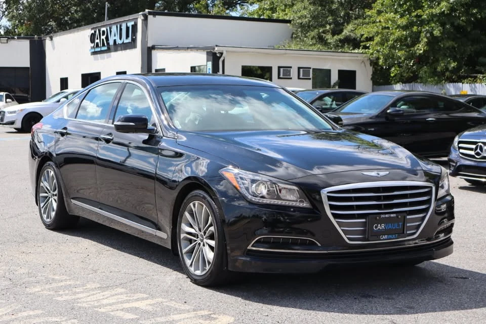 2016 Hyundai Genesis - Image 2 of 16