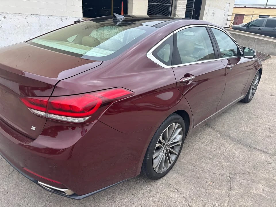2016 Hyundai Genesis - Image 5 of 16